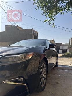 لێکزس ES